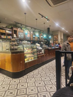Caffè Nero by null