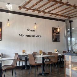 Dolce & Bake Café/Bakery