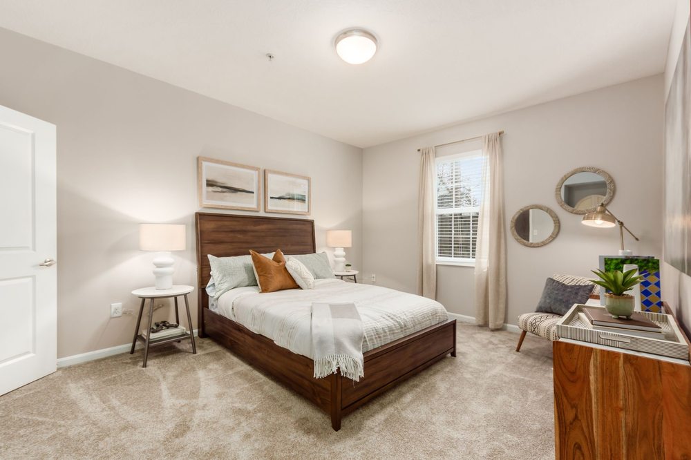 MONROE HOUSE Updated September 2024 21 Photos 401 Lazelle Rd, Westerville, Ohio