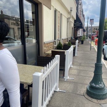Summit Greek Grill - Outside dining - Creperies Near Me - Summit, New Jersey