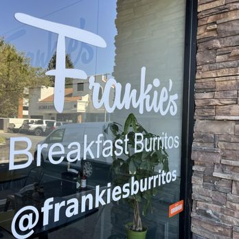 Frankie's - Breakfast & Brunch Near Me - Agoura Hills, California