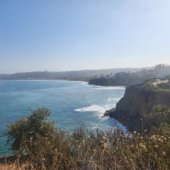 Coast Walk Trail - Gorgeous summer view - Hiking Near Me - San Diego, California Coast Walk Trail - Gorgeous summer view - Hiking Near Me - San Diego, California
