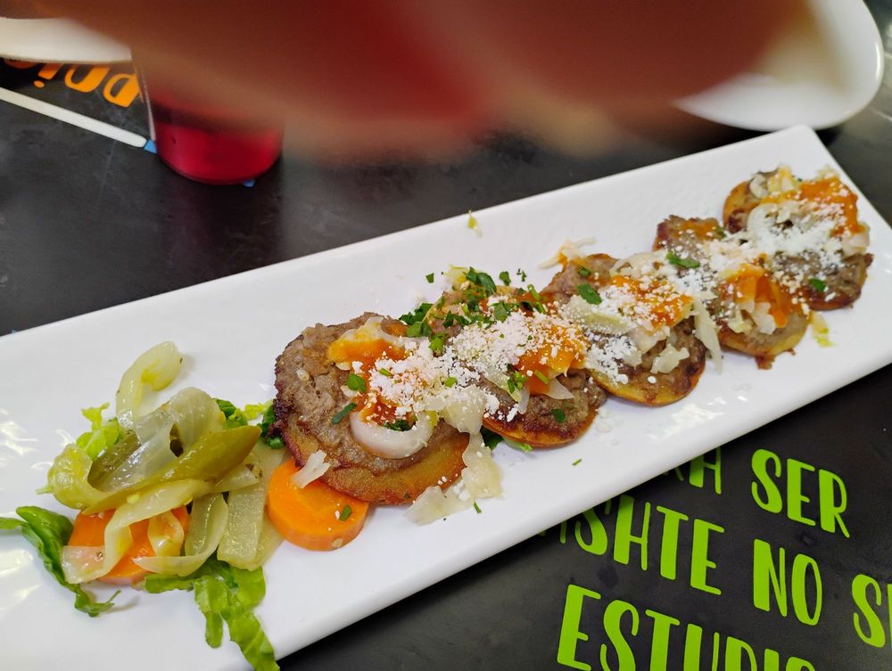 Antojitos Guatemaltecos