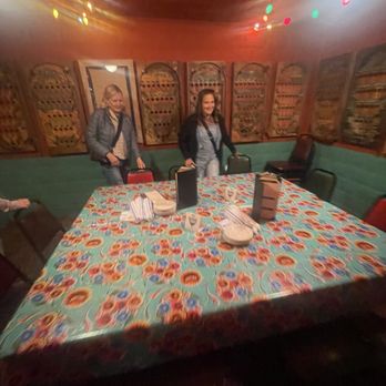 Bonge's Tavern - Back room table - New American Near Me - Perkinsville, Indiana