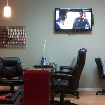 C Nails - Nail Salons Near Me - Tampa Bay, Florida