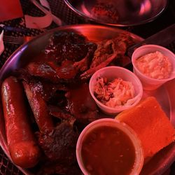 Cruiser's Cafe 66 - BBQ sampler
