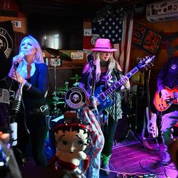 Mother's Tavern - Repeat Offender stage