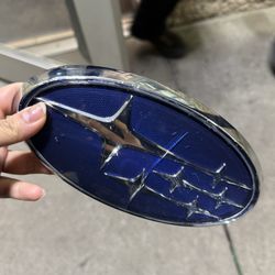 Pete's Express Car Wash - Here's the "manager" giving back my cracked emblem when I went back to get it and says they'll pay for it even if it's a small damage.