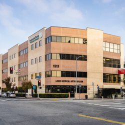 Street view photo of the Women's Health Center (located inside the Loker Medical Arts Pavilion).