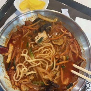 K Food Lounge - Seafood jjampong noodles - Korean Near Me - Los Angeles, California K Food Lounge - Seafood jjampong noodles - Korean Near Me - Los Angeles, California