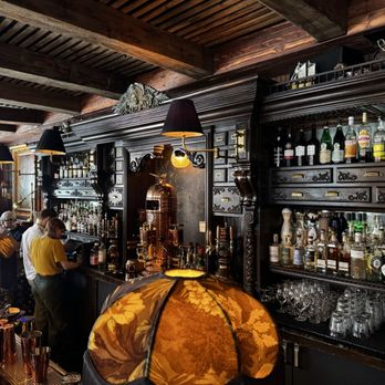 Armitage Alehouse - Pubs Near Me - Chicago, Illinois
