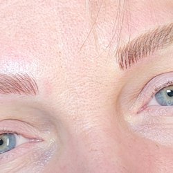 MicroBrow Chic