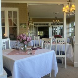 1000 Island Hart House - Dining Room