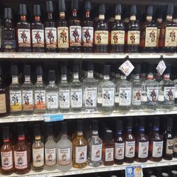 Bill's Liquor