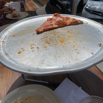 Del Mar Pizza - The last slice - Pizza Near Me - Del Mar, California