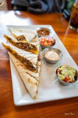 Allison’s Restaurant & Bar by null