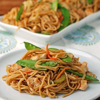 Mo's Chinese Kitchen - Chicken lo mein (noodles) - Chinese Near Me - Orland Park, Illinois Mo's Chinese Kitchen - Chicken lo mein (noodles) - Chinese Near Me - Orland Park, Illinois