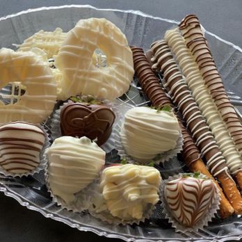Shay's Fruit Bouquets - -White chocolate covered pineapples -White/milk chocolate covered pretzels -White/milk chocolate covered strawberries - Desserts Near Me - Jersey Village, Texas Shay's Fruit Bouquets - -White chocolate covered pineapples -White/milk chocolate covered pretzels -White/milk chocolate covered strawberries - Desserts Near Me - Jersey Village, Texas