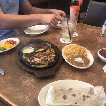 Guadalajara Del Centro - Fajitas - Mexican Near Me - Houston, Texas Guadalajara Del Centro - Fajitas - Mexican Near Me - Houston, Texas