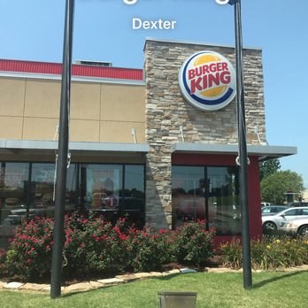 Burger King - the front of the restaurant - Fast Food Near Me - Dexter, Missouri