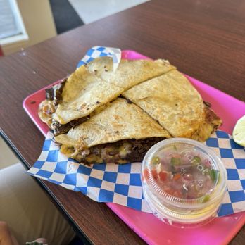 plantaqueria - Quesadilla - Tacos Near Me - San Antonio, Texas plantaqueria - Quesadilla - Tacos Near Me - San Antonio, Texas