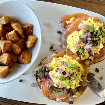 Another Broken Egg Cafe - Breakfast & Brunch Near Me - Delray Beach, Florida