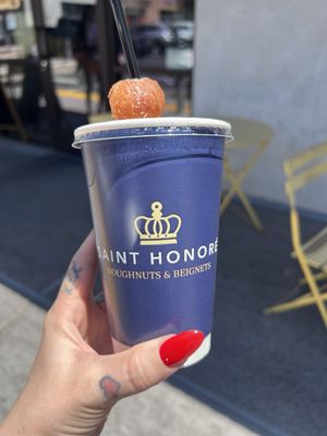 Saint Honoré Doughnuts & Beignets by null