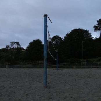 Sunnyside Beach Park - 8/9/2010 - Volleyball net - Parks Near Me - Steilacoom, Washington