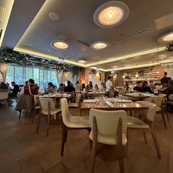 Ema - Inside - Mediterranean Near Me - Chicago, Illinois