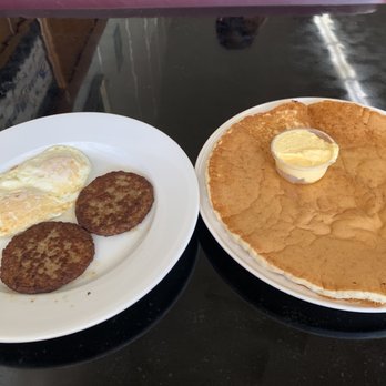 Star Restaurant - American Near Me - Hanford, California