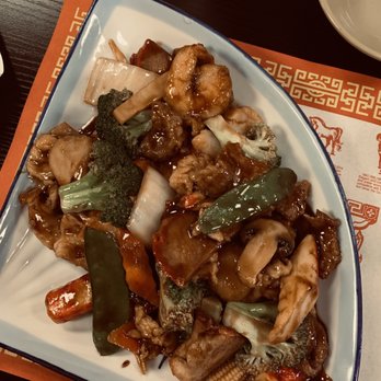 Jins Asian Cuisine II - Happy Family - Japanese Near Me - Keyser, West Virginia