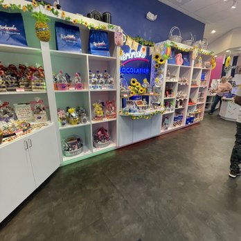 Peterbrooke Chocolatier - When you first walk in!! So cute!! - Chocolatiers & Shops Near Me - Tampa, Florida Peterbrooke Chocolatier - When you first walk in!! So cute!! - Chocolatiers & Shops Near Me - Tampa, Florida