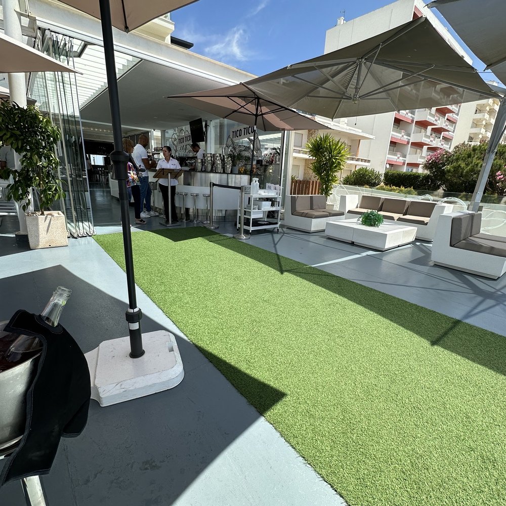 Tico Tico - Patio Dining - Seafood Near Me - Quarteira, 08