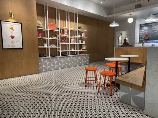 Jeni's Splendid Ice Creams by null