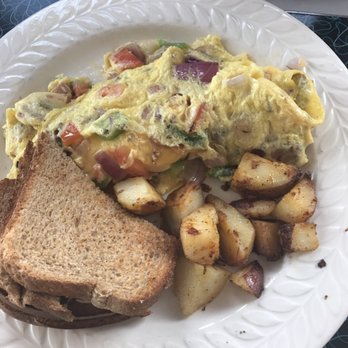 Blue Plate Diner - Diners Near Me - Middletown, Rhode Island