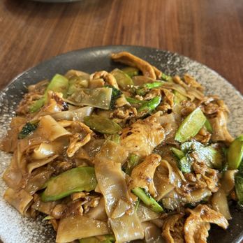 Siam Station - N2 Pad See Ew - Thai Near Me - Milpitas, California Siam Station - N2 Pad See Ew - Thai Near Me - Milpitas, California