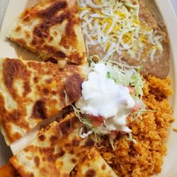 El Taco Amigo - Chicken Quesadilla