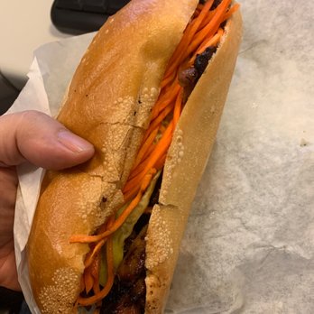 Banh Duc Ngoc Hoa - BBQ pork banh mi - Food Trucks Near Me - Rosemead, California