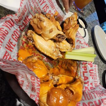 Glory Days Grill - These wings were not great - Sports Bars Near Me - Winter Haven, Florida Glory Days Grill - These wings were not great - Sports Bars Near Me - Winter Haven, Florida