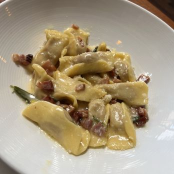 Belotti Ristorante E Bottega - Casoncelli bergamaschi - Italian Near Me - Oakland, California Belotti Ristorante E Bottega - Casoncelli bergamaschi - Italian Near Me - Oakland, California