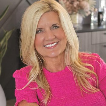 1. Amanda Chase - State Farm Insurance Agent