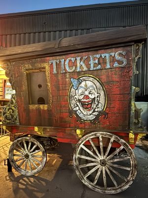 13th Floor Haunted House Chicago by null