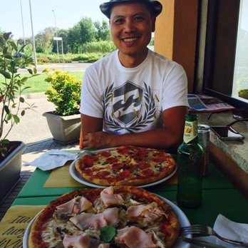Pizzeria D'Amore Mio - Pizza Near Me - Pisa, PI