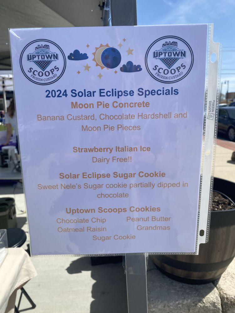 UPTOWN SCOOPS Updated August 2024 403 W Main St, Collinsville