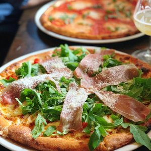 HARRY’S BAR - 321 Photos & 907 Reviews - Bars - 2020 Fillmore St, San