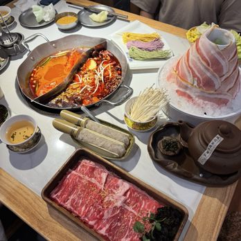 Four Seasons Tea House Hot Pot - Hot Pot Near Me - Mountain View, California Four Seasons Tea House Hot Pot - Hot Pot Near Me - Mountain View, California