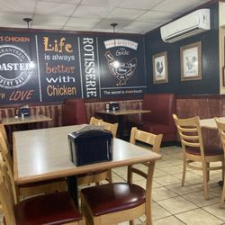 King's Chicken Rotisserie & More - Interior