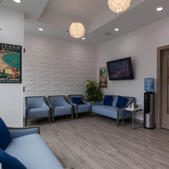 Avenue Dental - Reception 2 - Pediatric Dentists Near Me - Chicago, Illinois Avenue Dental - Reception 2 - Pediatric Dentists Near Me - Chicago, Illinois