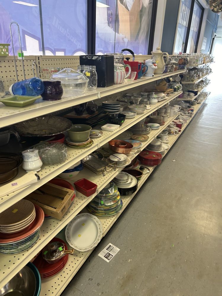 GOODWILL INDUSTRIES DICKSON CITY Updated August 2024 2243