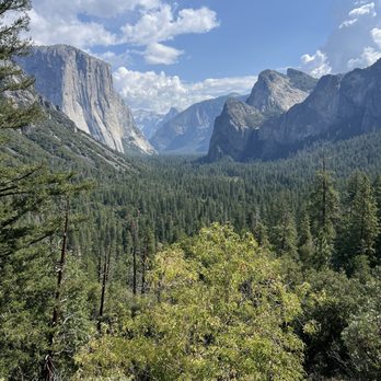 Chill RV - Tunnel View Yosemite NP - RV Rental Near Me Chill RV - Tunnel View Yosemite NP - RV Rental Near Me